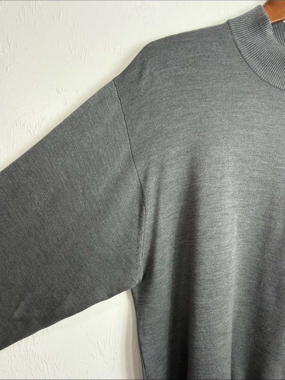 Anthology 100% Silk Gray Mock Neck Knit Sweater Long Sleeve Size L Lightweight